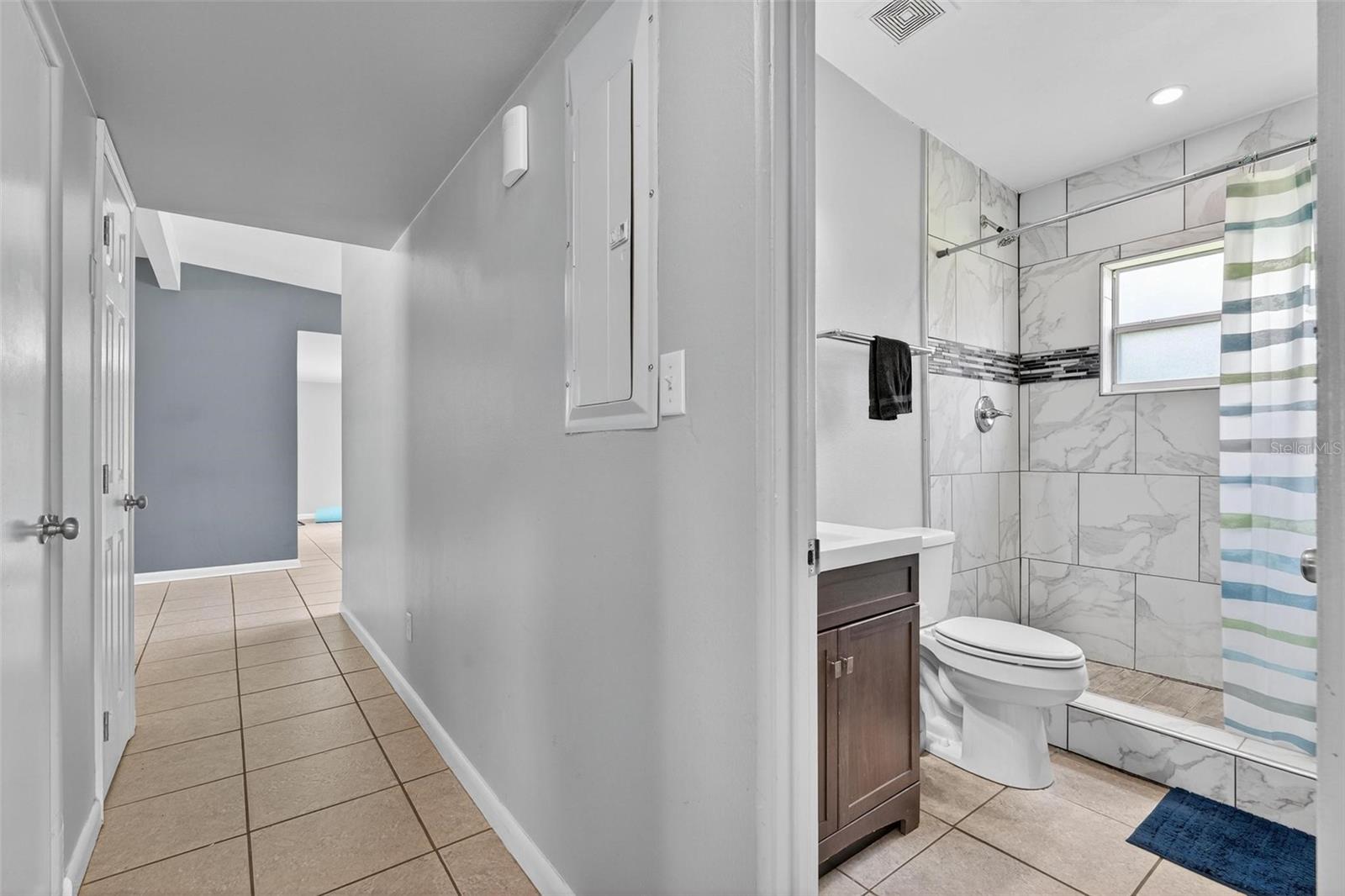 Image 29 of 42 For 3015 Tampico Drive