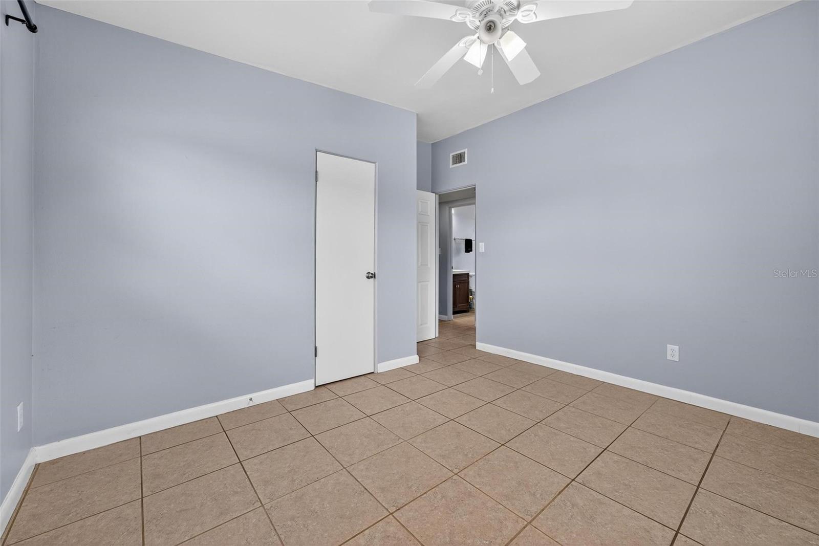 Image 32 of 42 For 3015 Tampico Drive