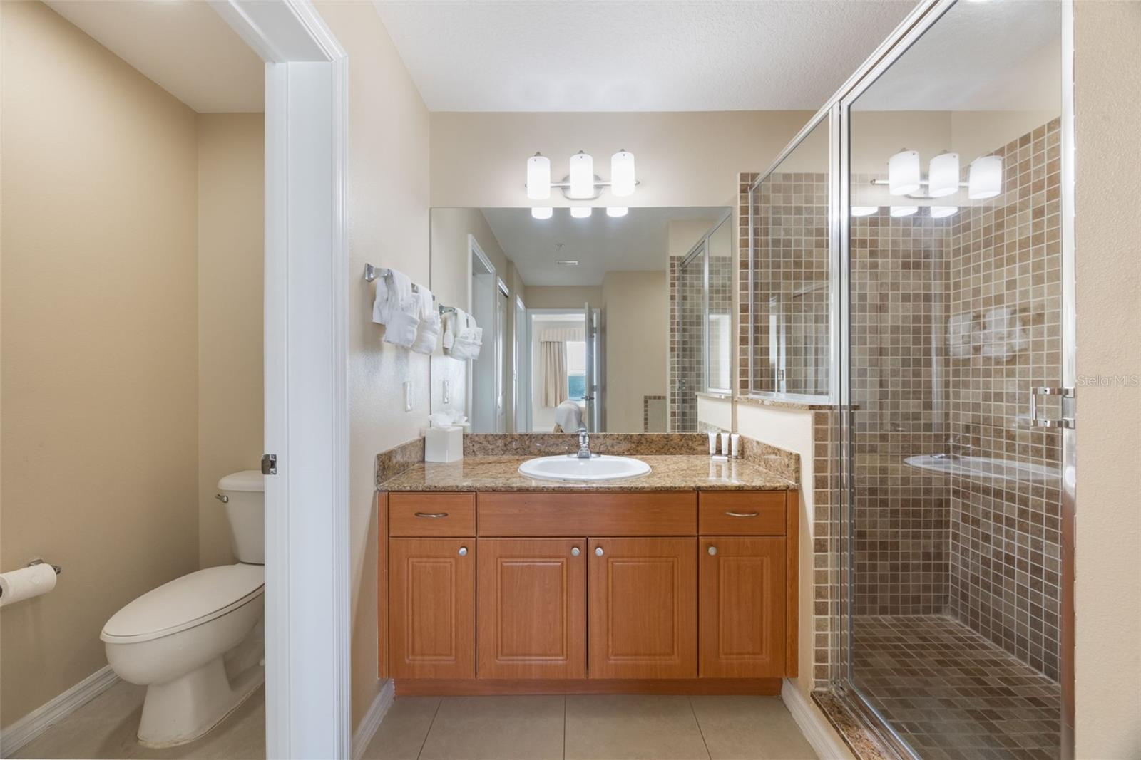 Image 31 of 45 For 7383 Universal Boulevard 607
