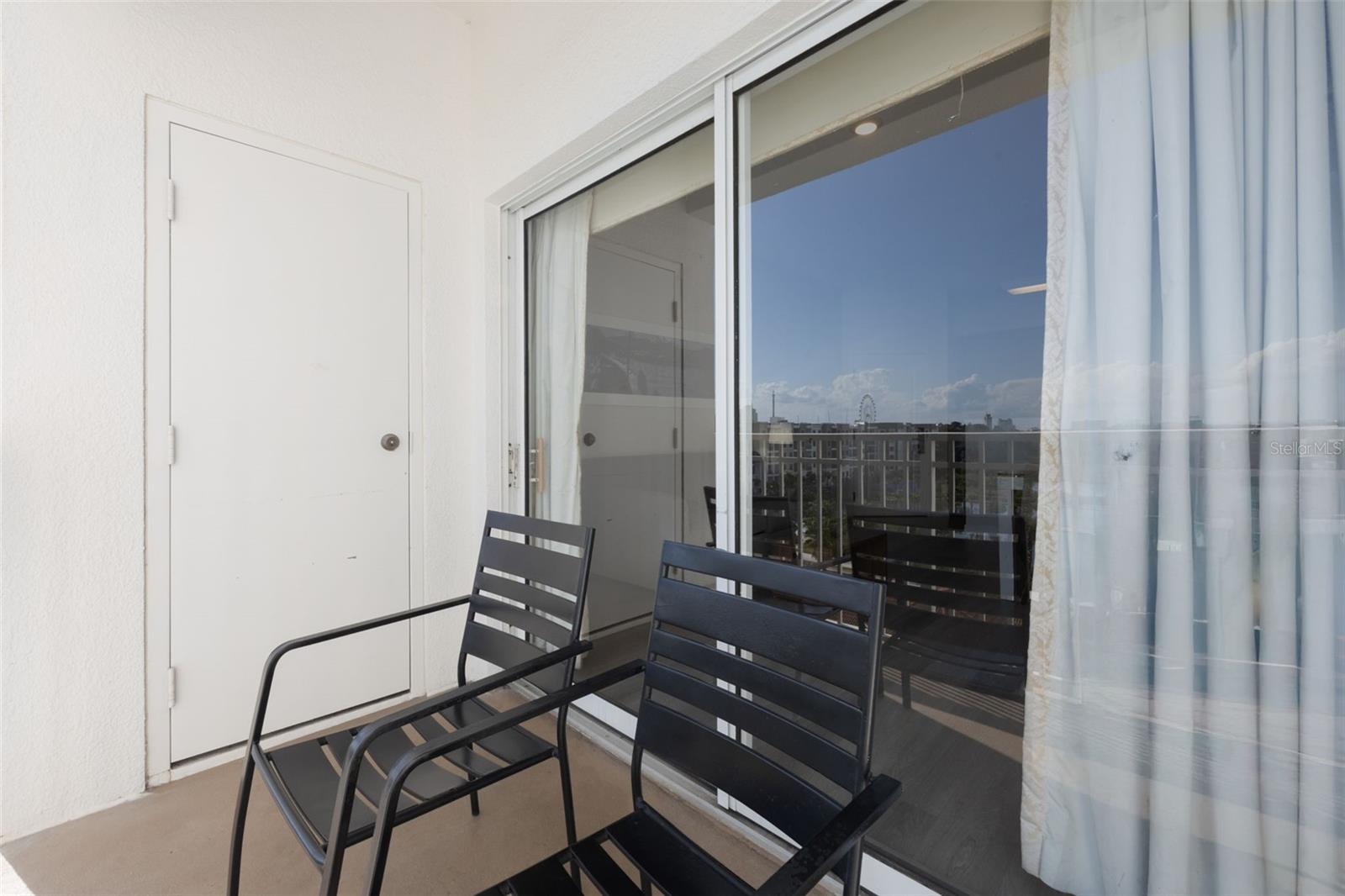 Image 38 of 45 For 7383 Universal Boulevard 607
