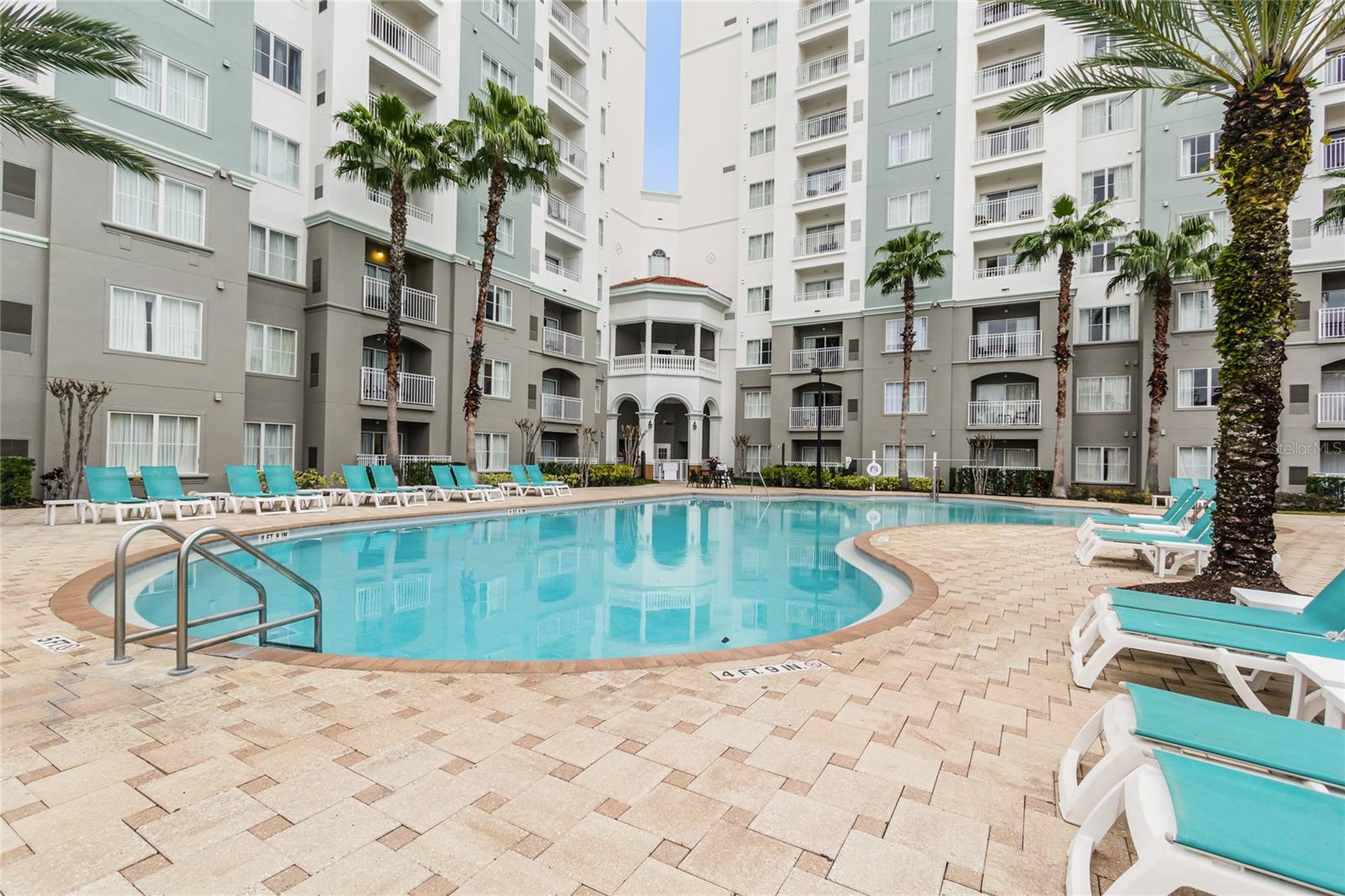 Image 4 of 8 For 7383 Universal Boulevard 607