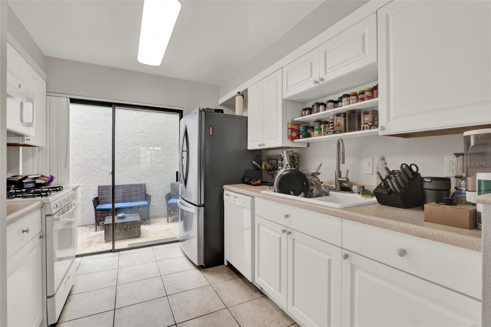 Image 13 of 57 For 212 Perth Court B