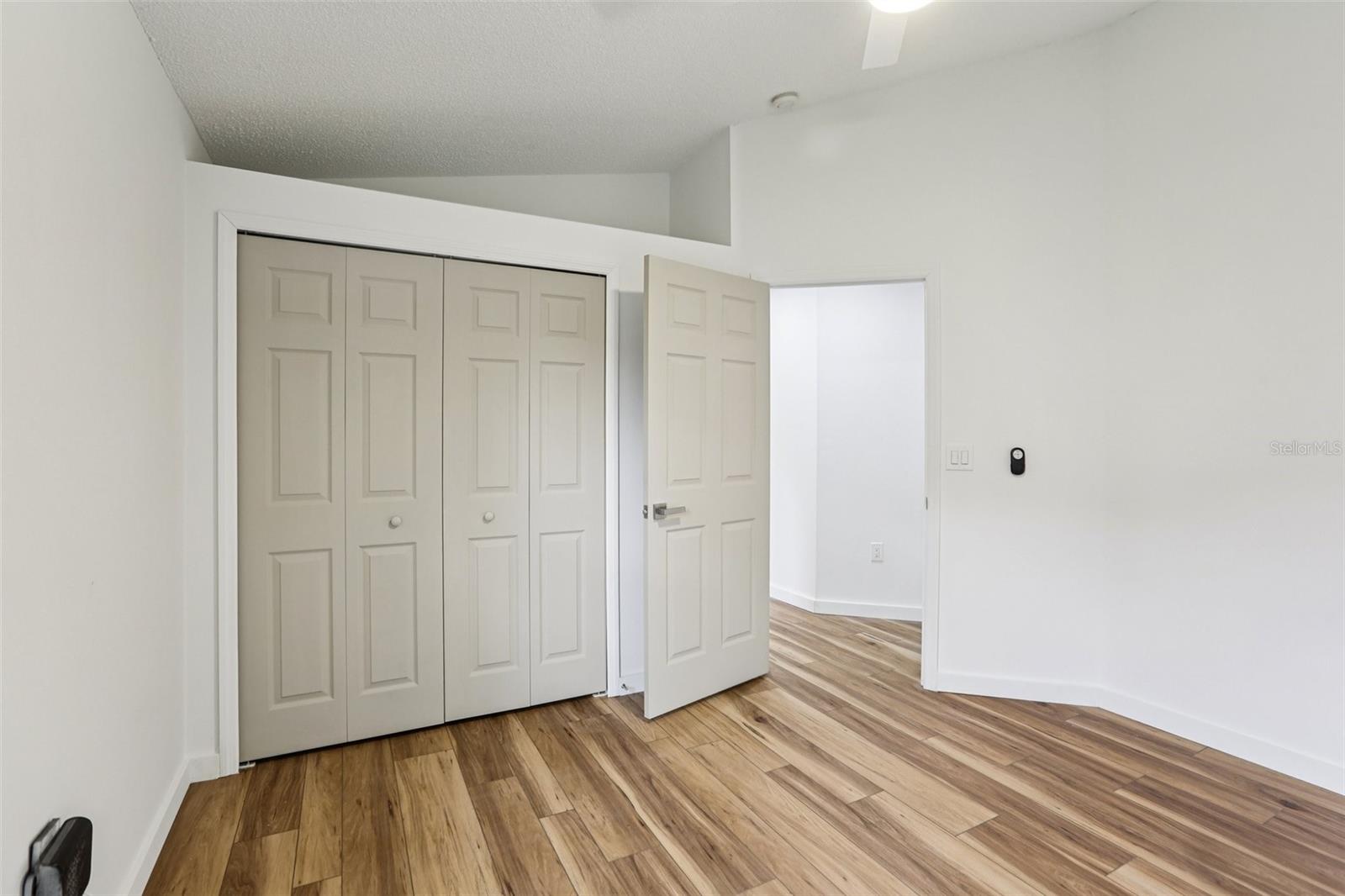 Image 24 of 32 For 533 Bent Oak Court
