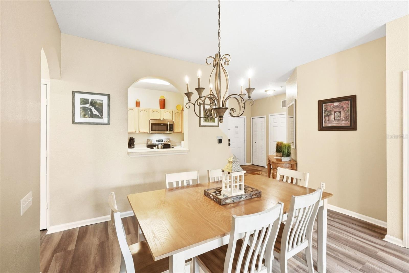 Image 10 of 37 For 2778 Almaton Loop 104