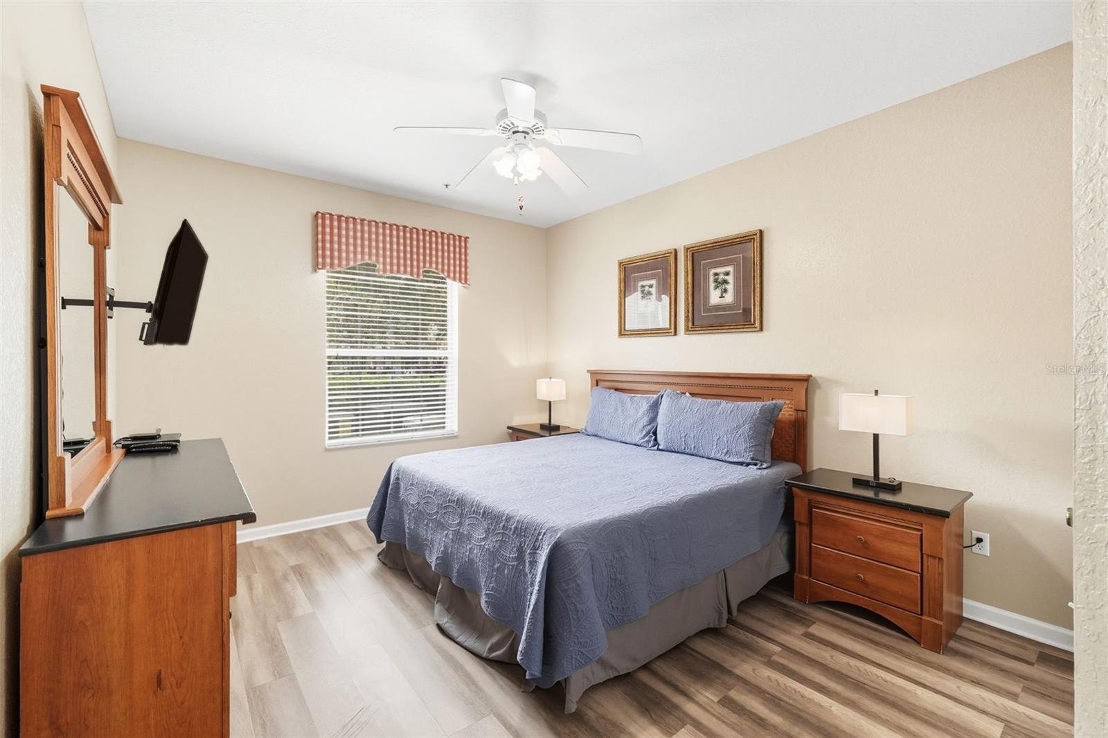 Image 19 of 37 For 2778 Almaton Loop 104