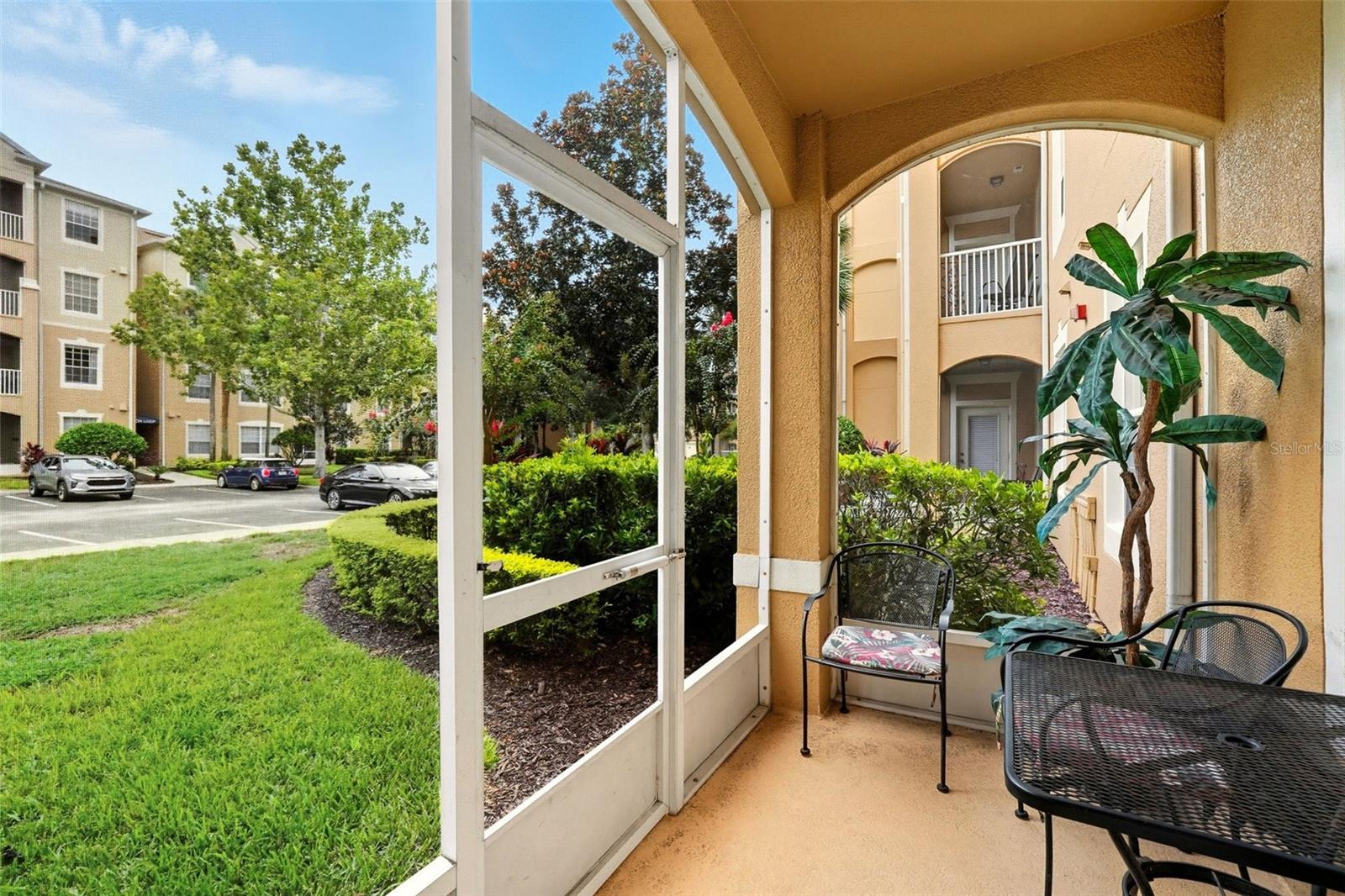 Image 24 of 37 For 2778 Almaton Loop 104