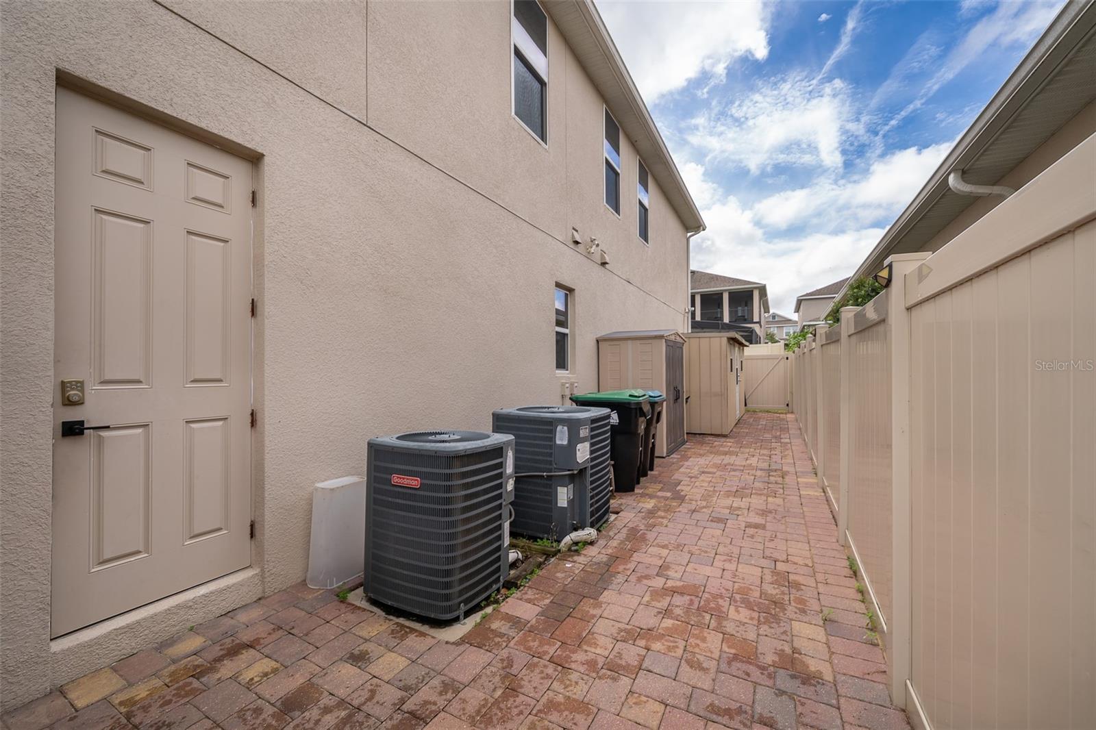 Image 43 of 48 For 15506 Honey Mandarin Way