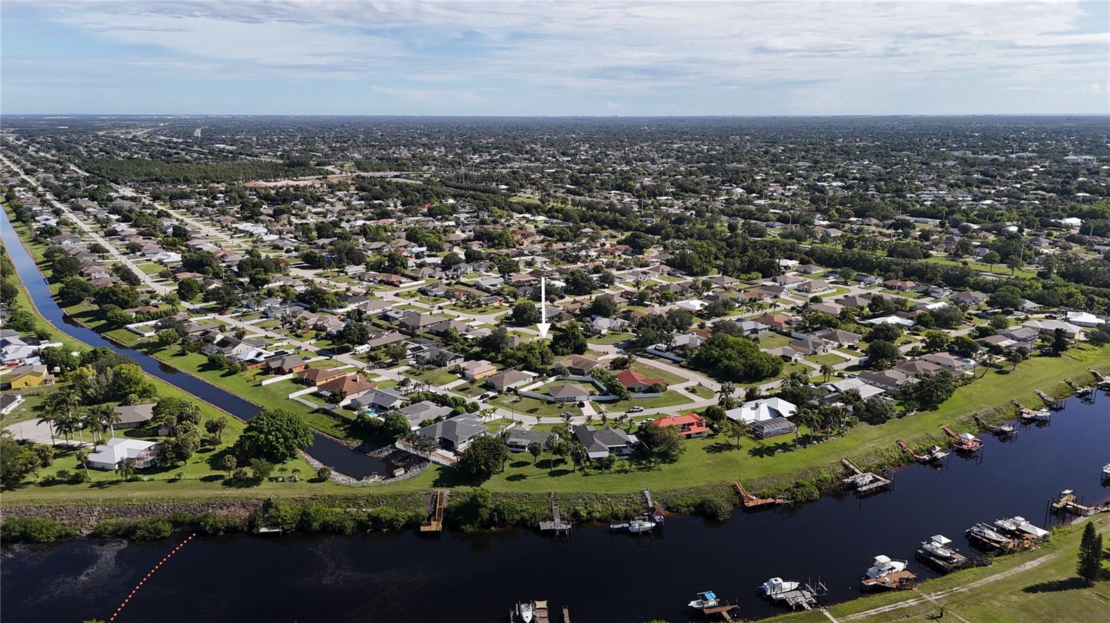 Image 11 of 24 For 2668 Cameo Boulevard