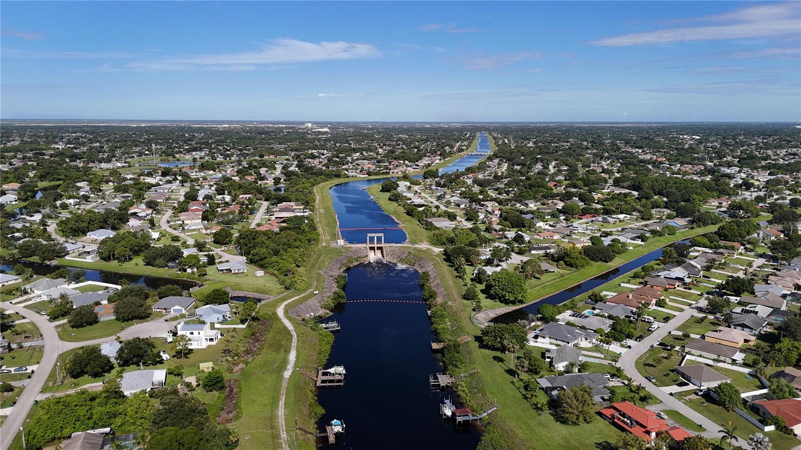 Image 12 of 24 For 2668 Cameo Boulevard