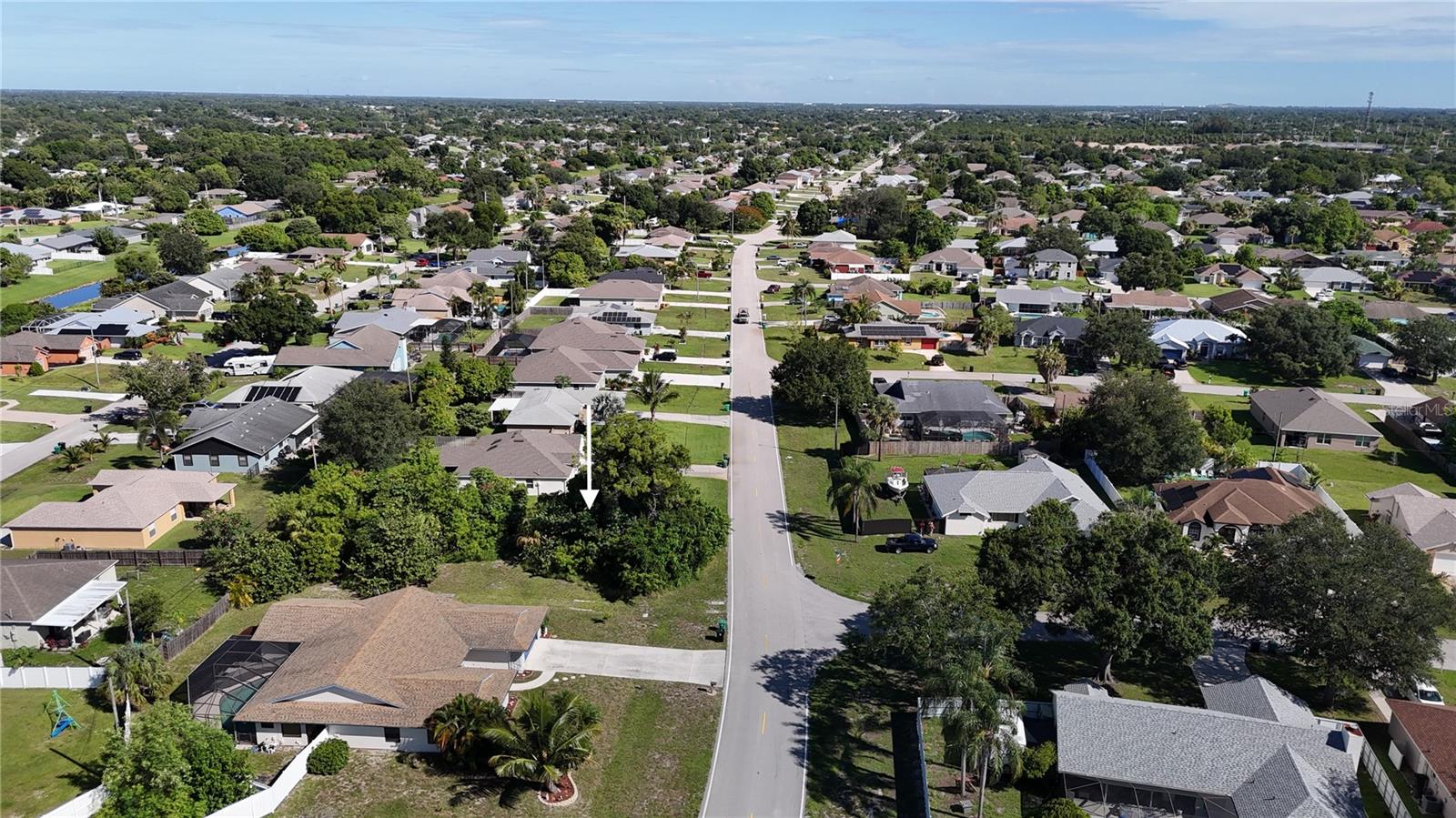 Image 17 of 24 For 2668 Cameo Boulevard