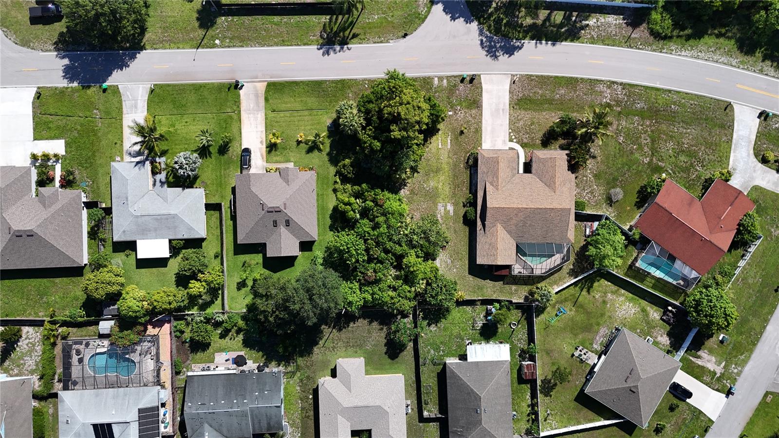 Image 22 of 24 For 2668 Cameo Boulevard