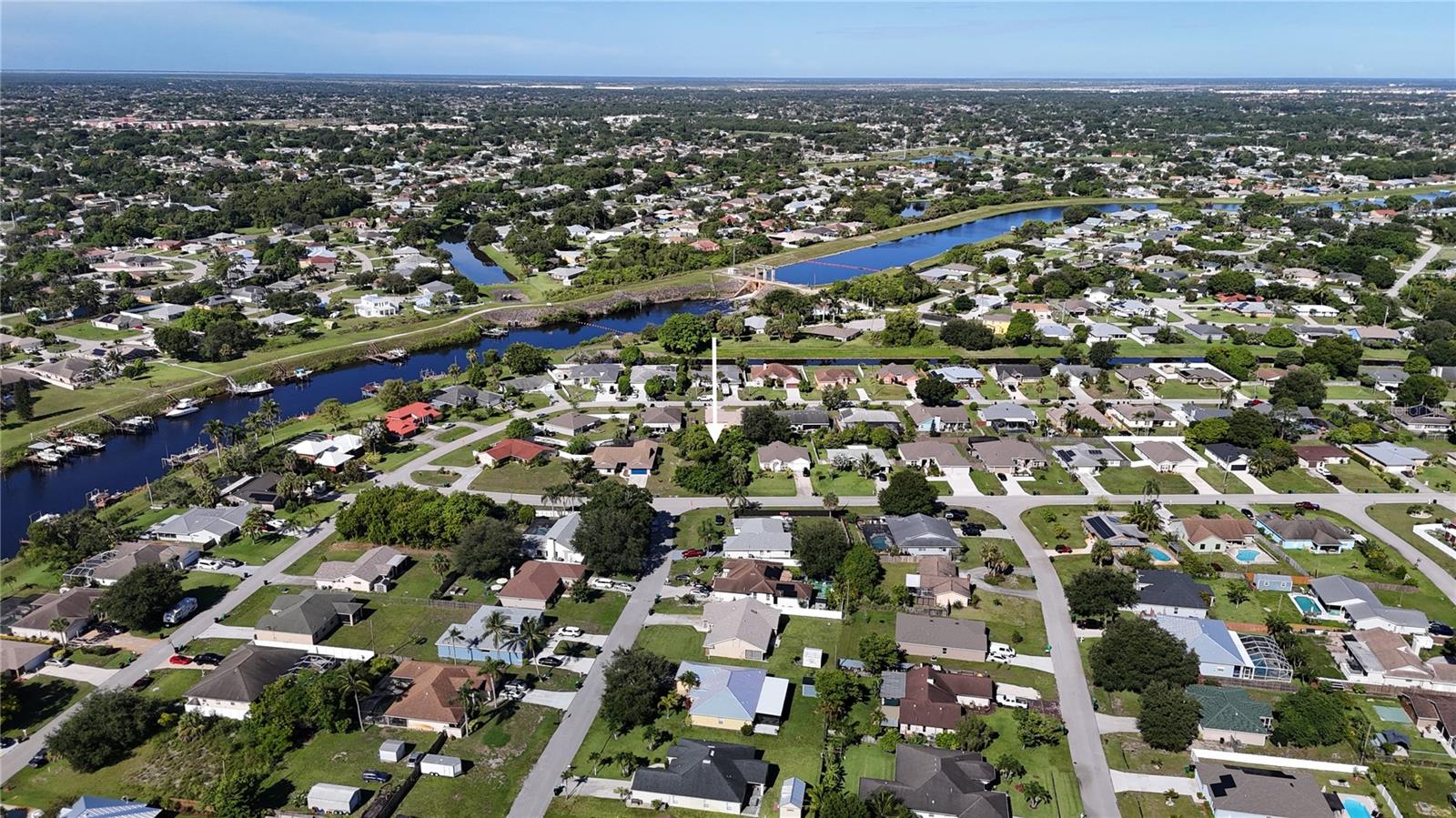 Image 7 of 24 For 2668 Cameo Boulevard