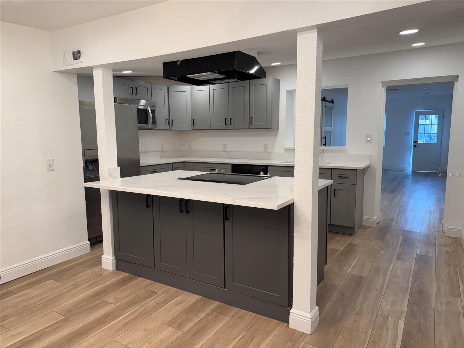 Image 11 of 22 For 1260 Seminola Boulevard