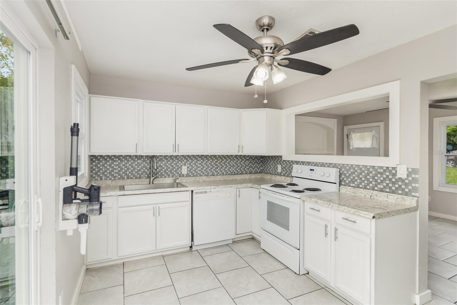 Image 11 of 29 For 6354 Ridge Terrace