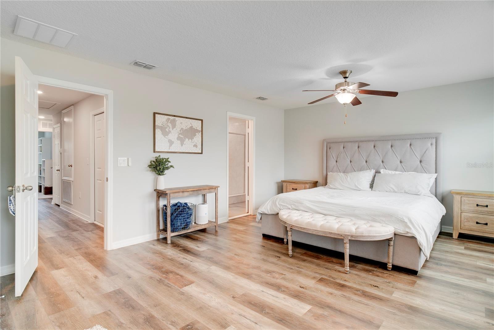 Image 17 of 32 For 15464 Blackbead Street 15464