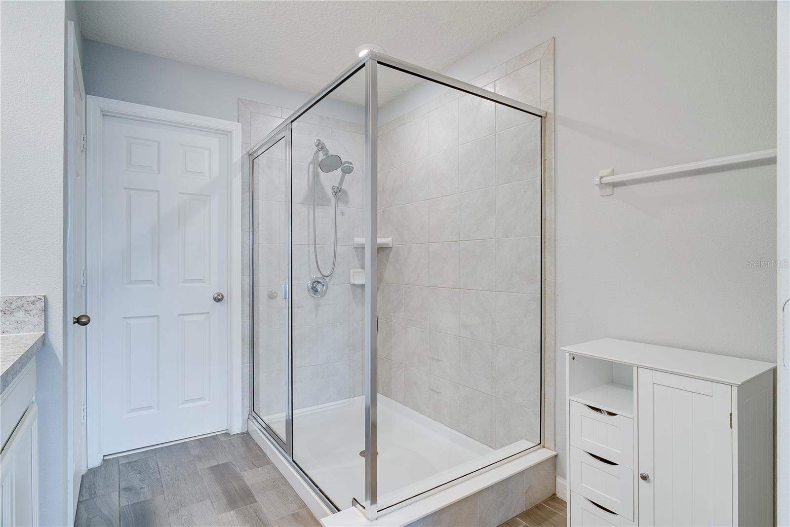 Image 19 of 32 For 15464 Blackbead Street 15464