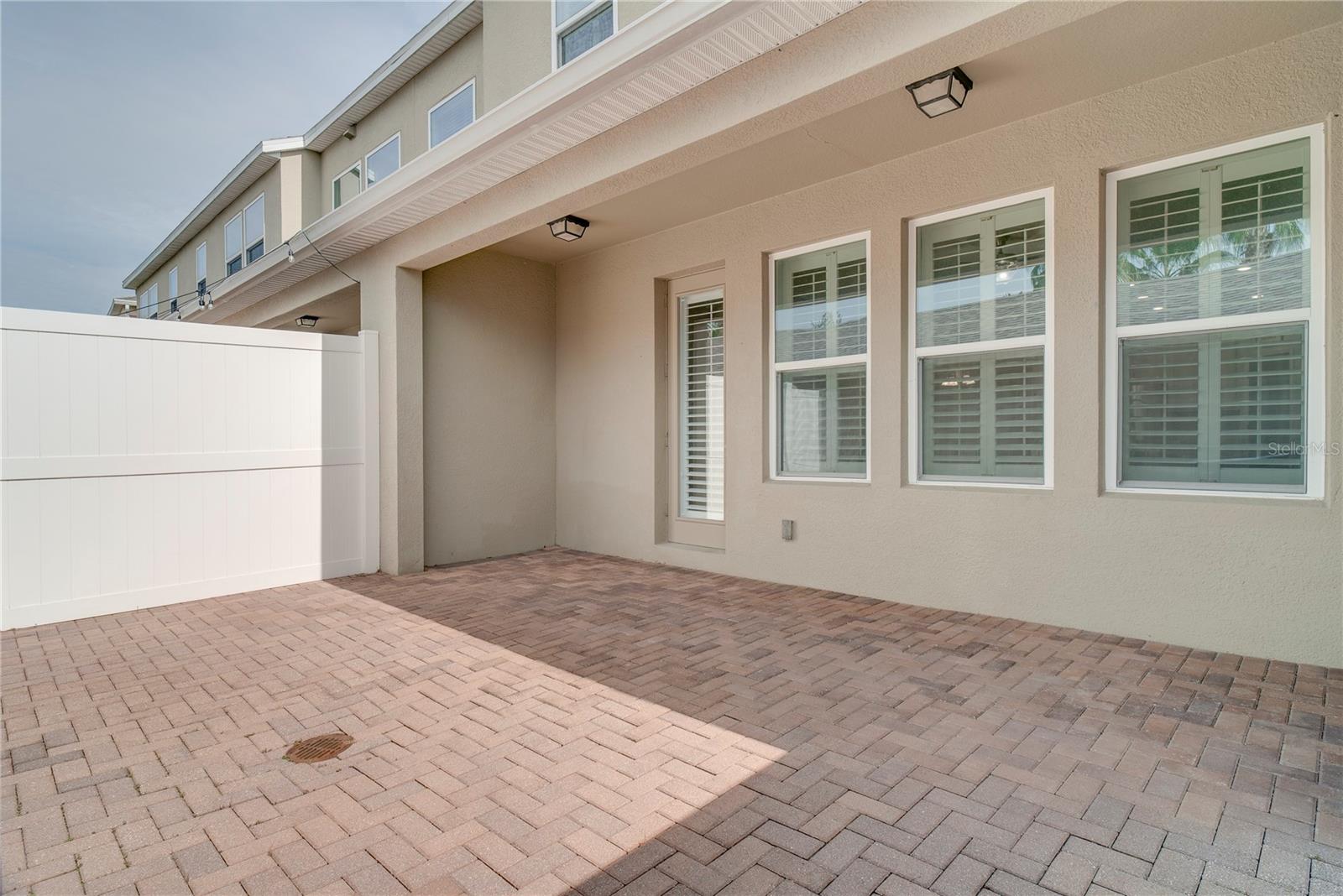 Image 24 of 32 For 15464 Blackbead Street 15464