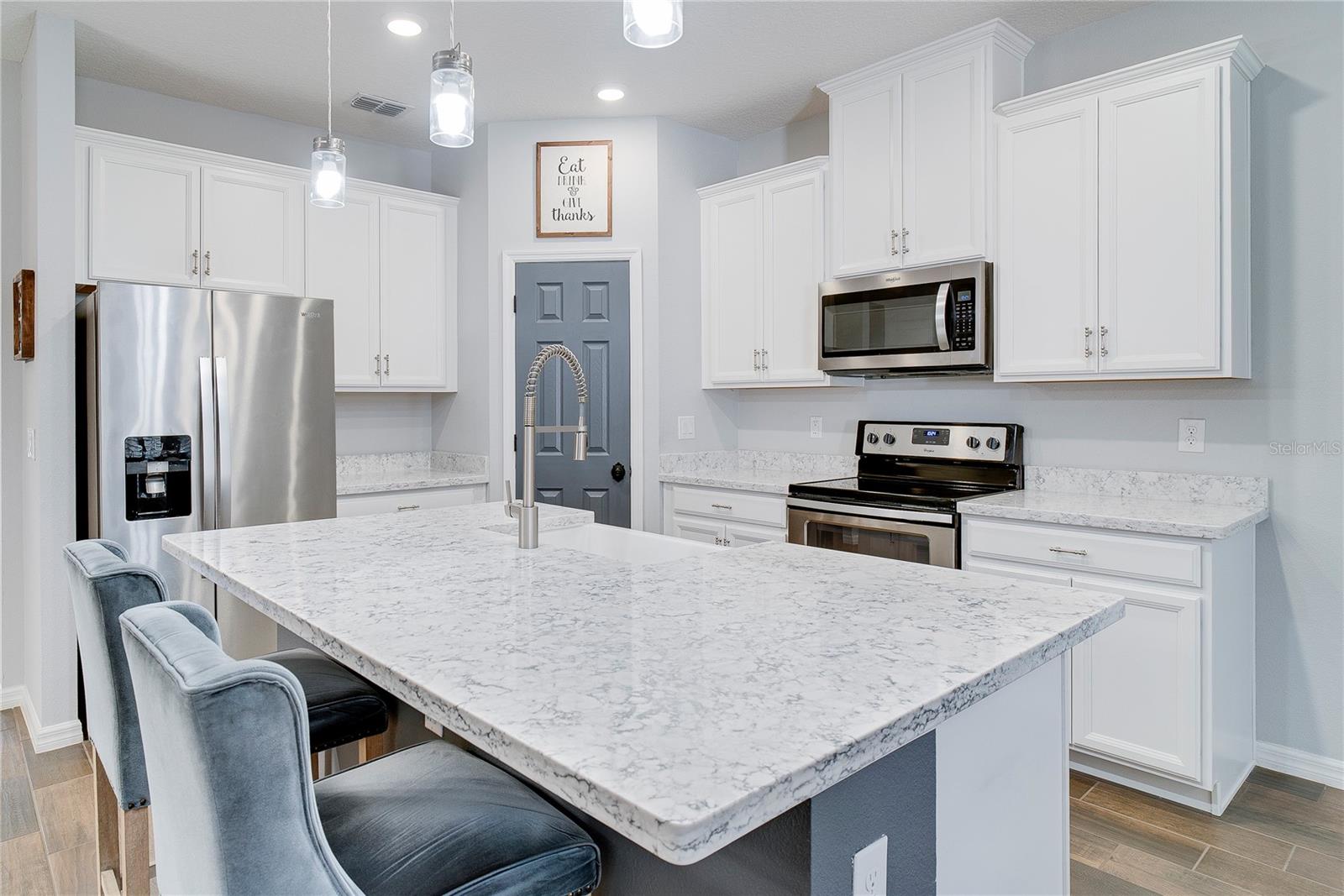 Image 6 of 32 For 15464 Blackbead Street 15464