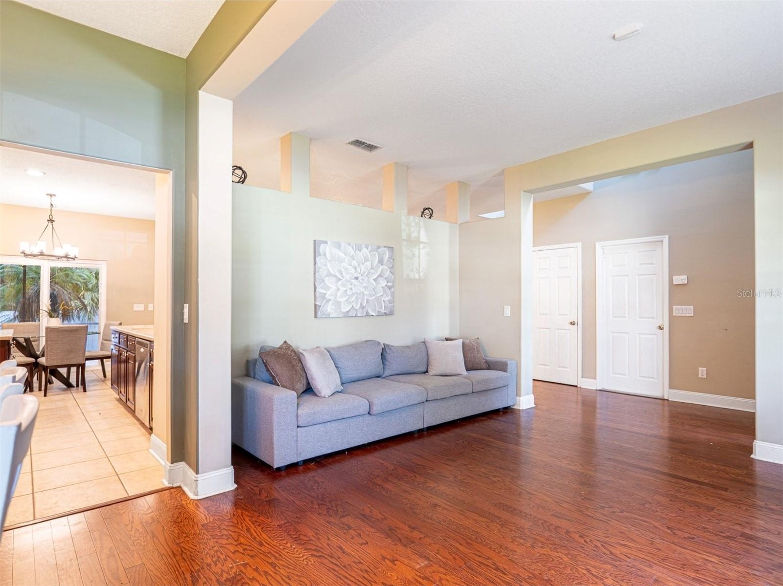 Image 12 of 41 For 5616 English Oak Court
