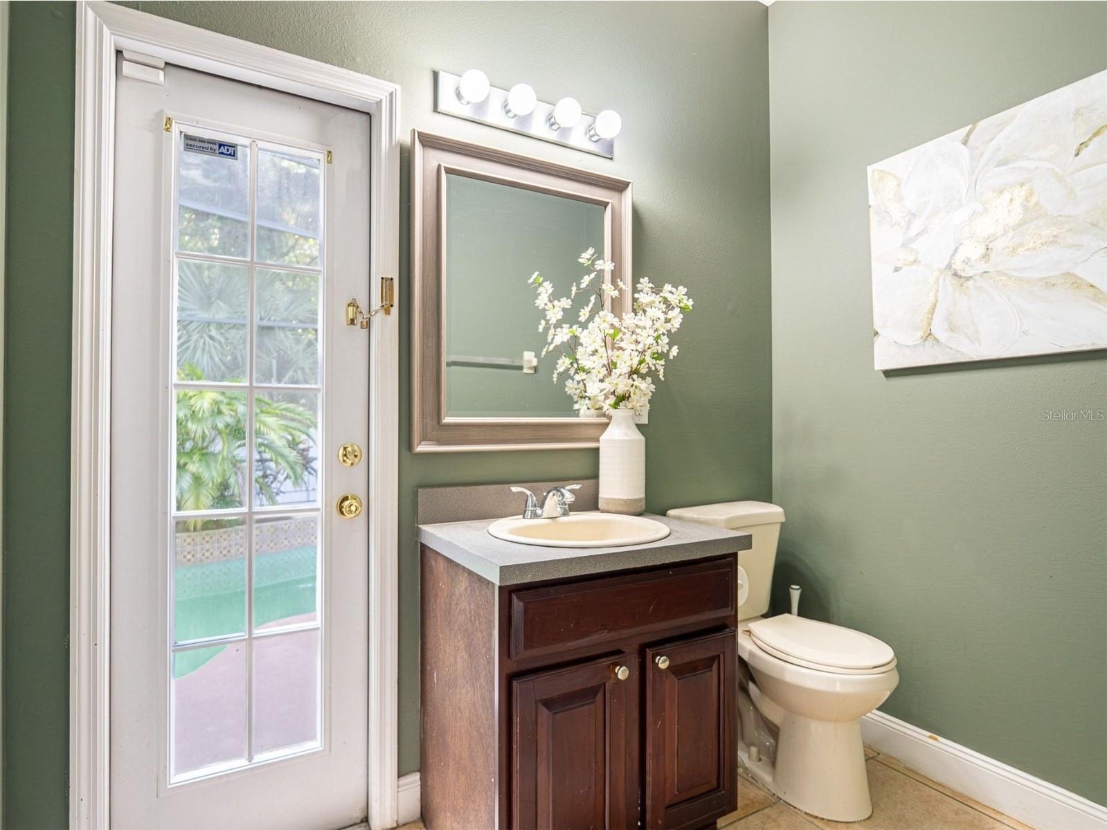 Image 20 of 41 For 5616 English Oak Court