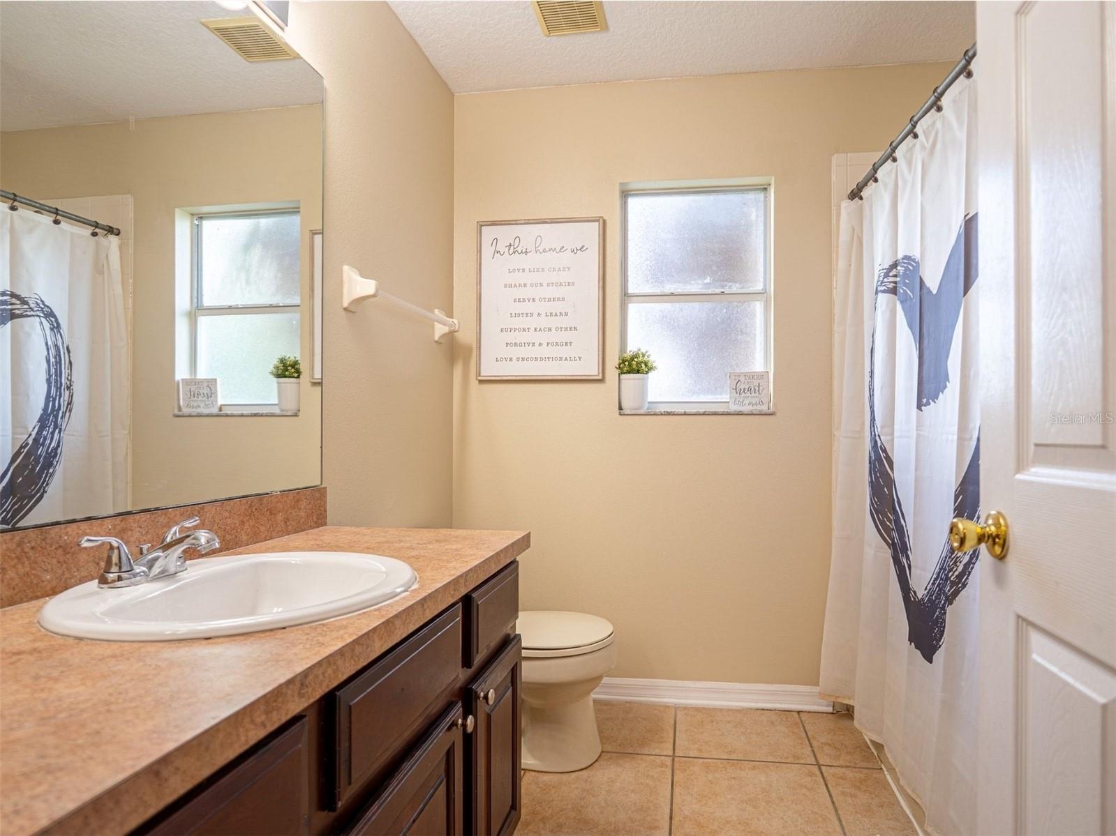 Image 36 of 41 For 5616 English Oak Court