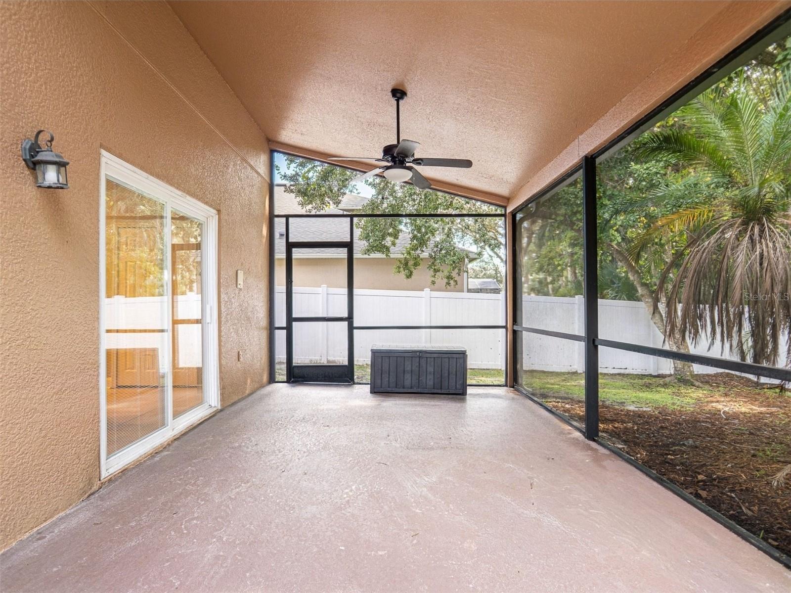 Image 39 of 41 For 5616 English Oak Court