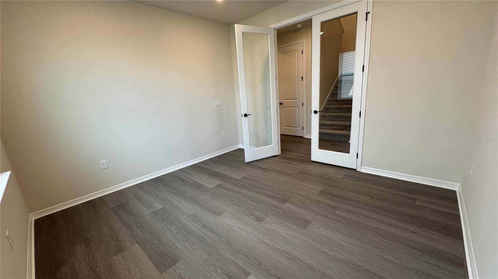 Image 13 of 50 For 6232 Argent Wood Drive