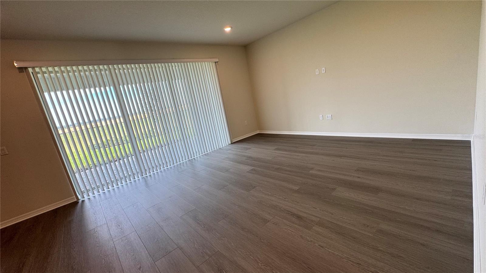 Image 16 of 50 For 6232 Argent Wood Drive