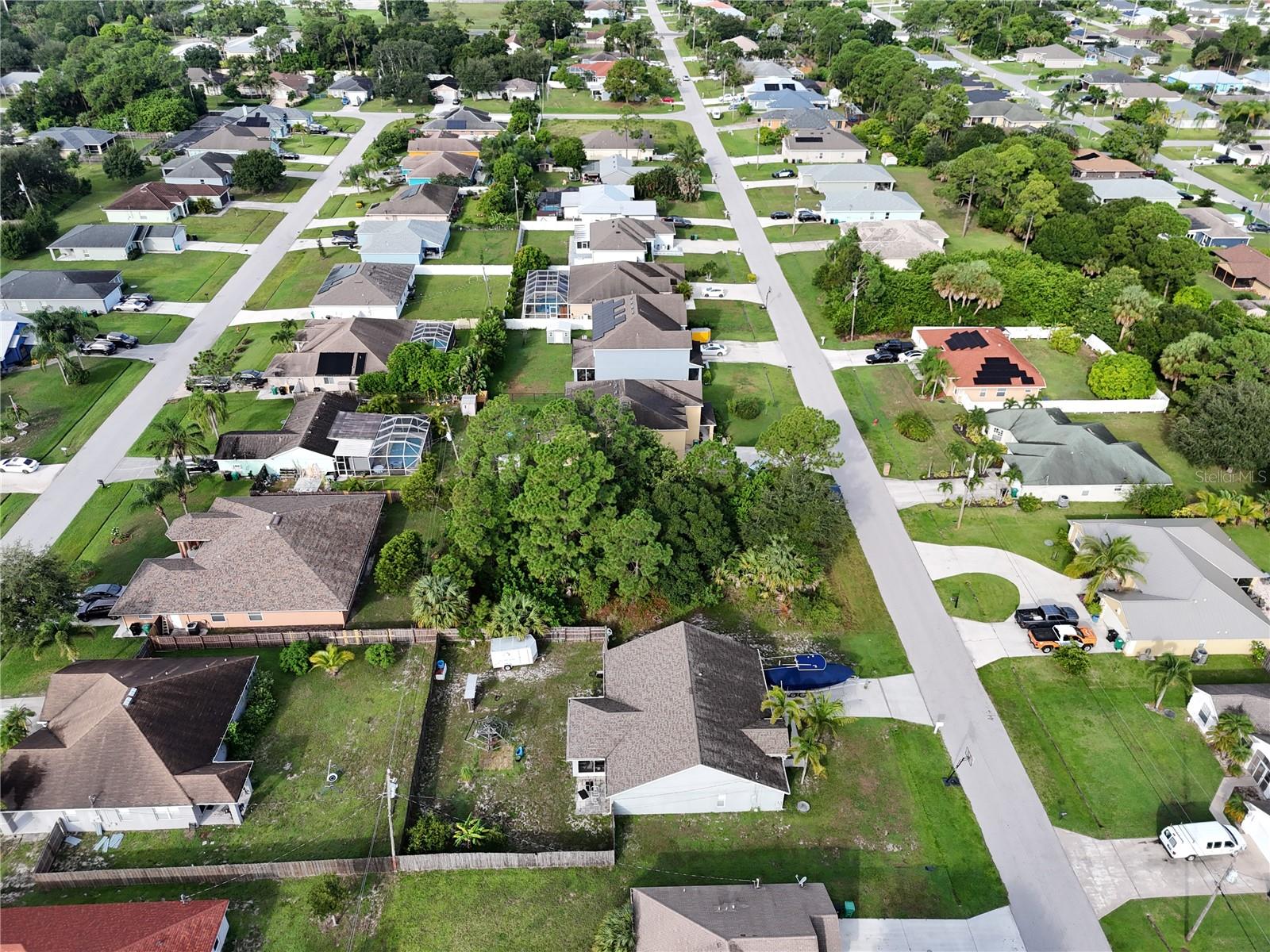 Image 16 of 20 For 1080 Ingrassina Avenue