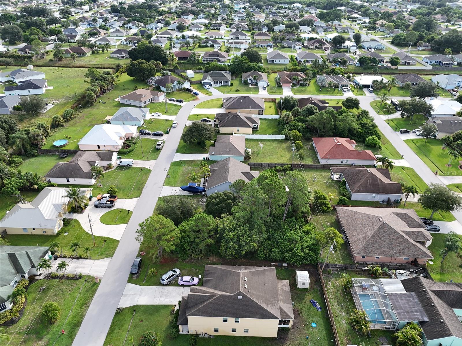 Image 17 of 20 For 1080 Ingrassina Avenue