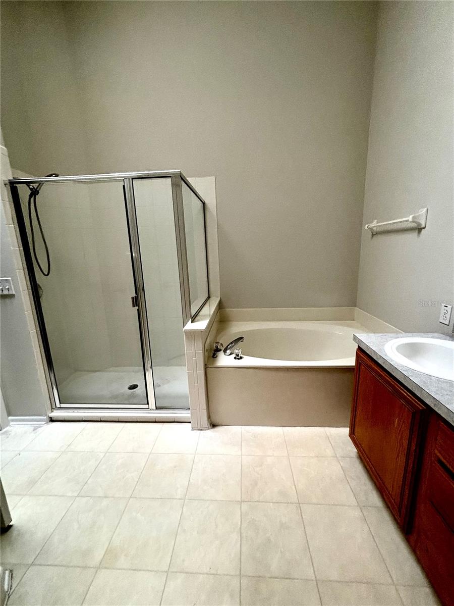 Image 12 of 32 For 2586 Alena Place