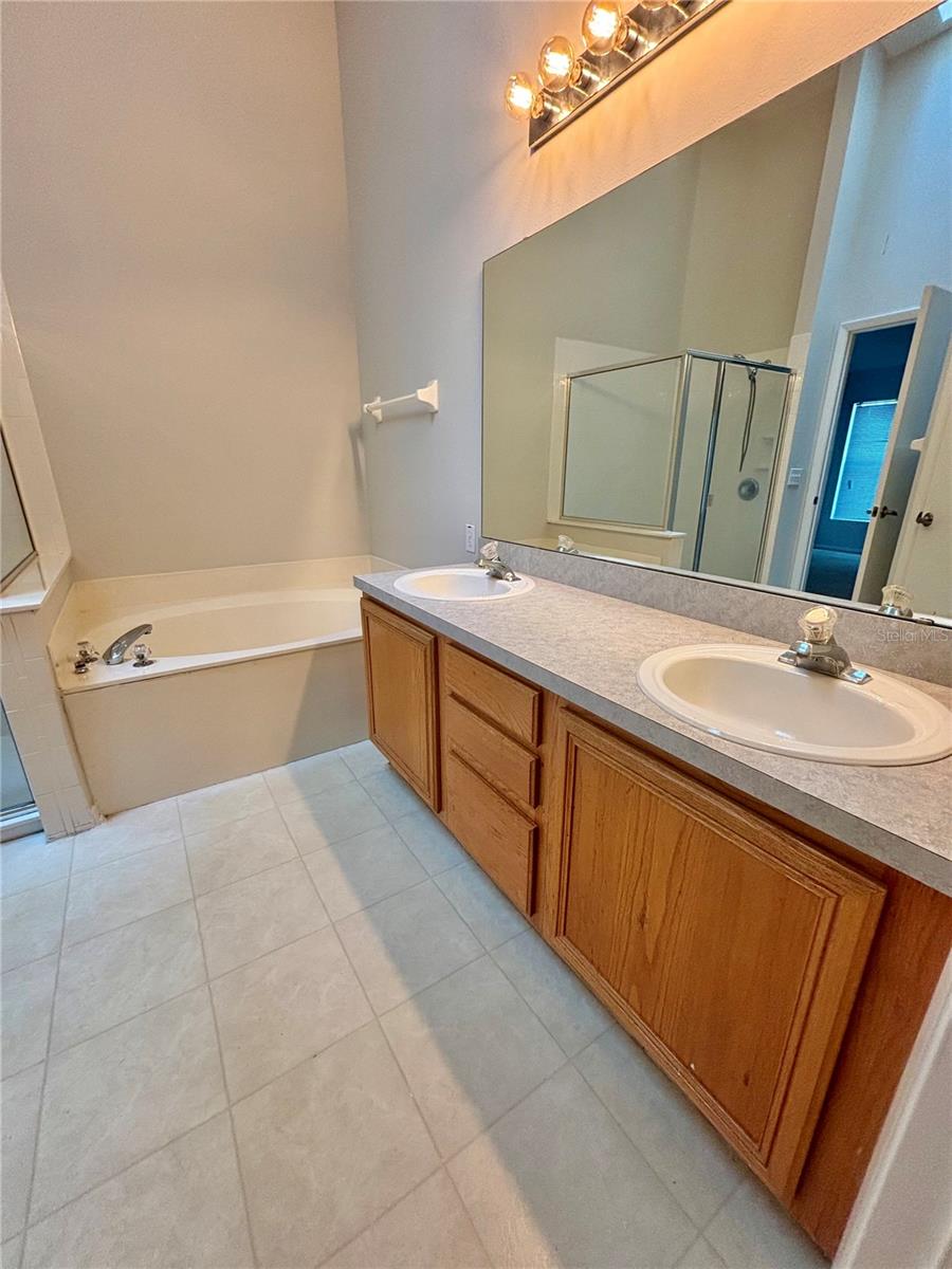 Image 13 of 32 For 2586 Alena Place