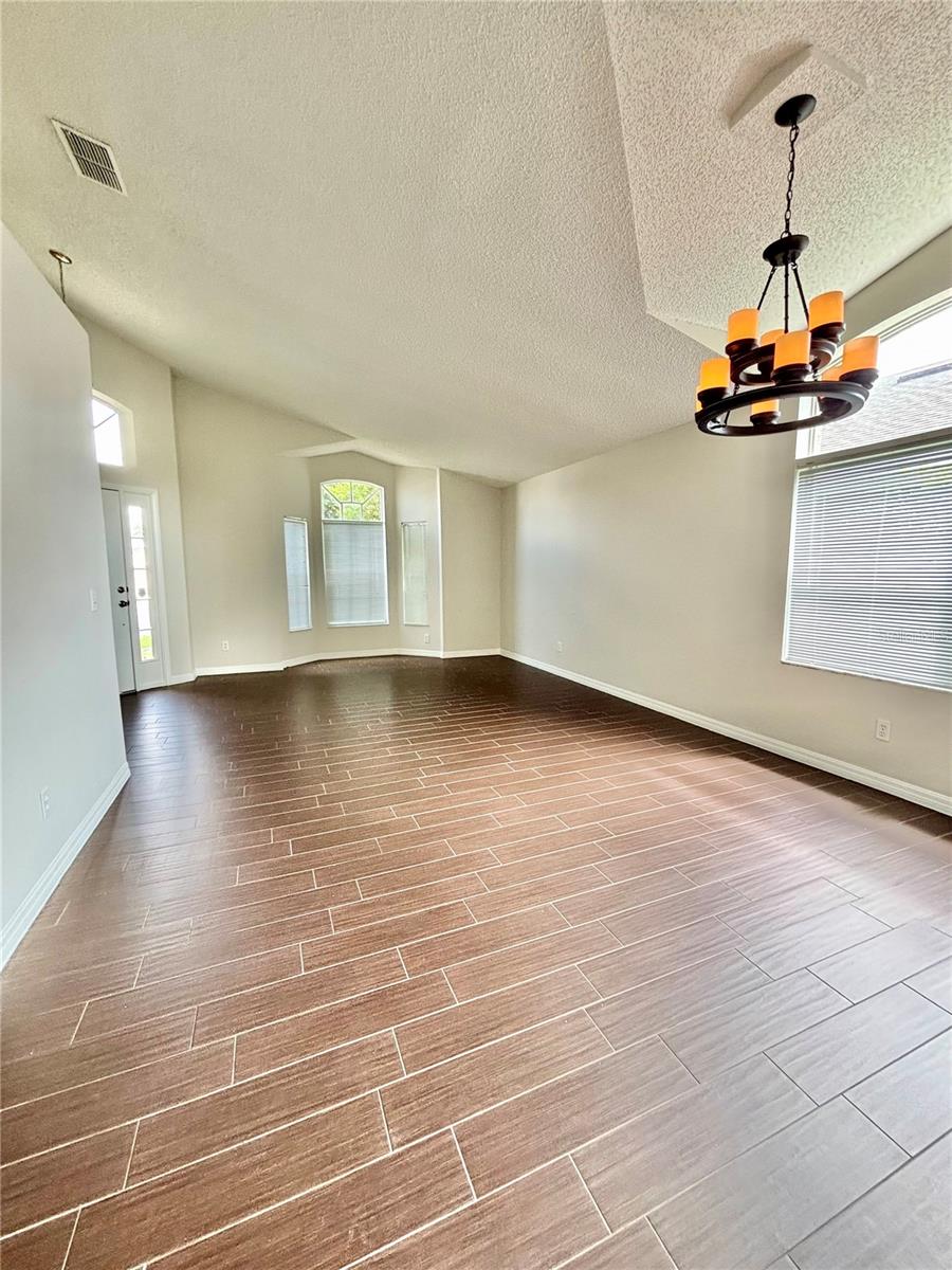Image 7 of 32 For 2586 Alena Place