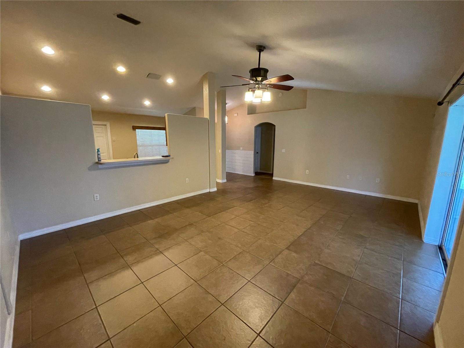 Image 5 of 18 For 4207 Cinnamon Fern Court