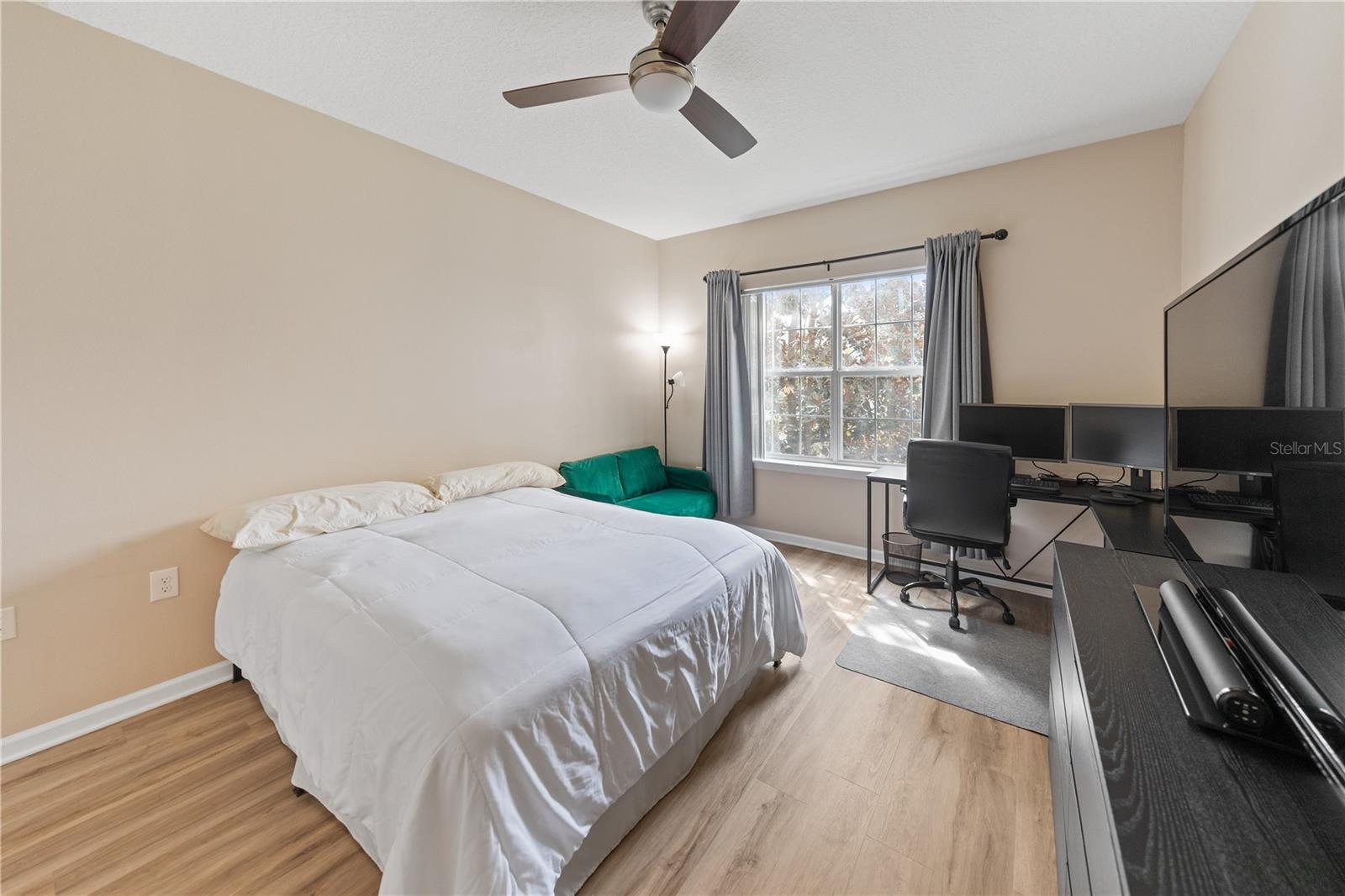 Image 18 of 26 For 4849 Cypress Woods Drive 1206