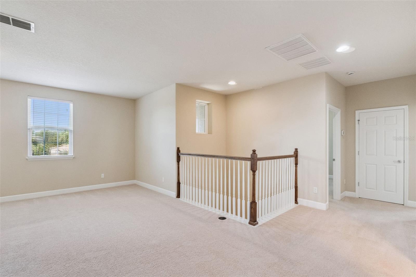 Image 18 of 67 For 11807 Padua Lane