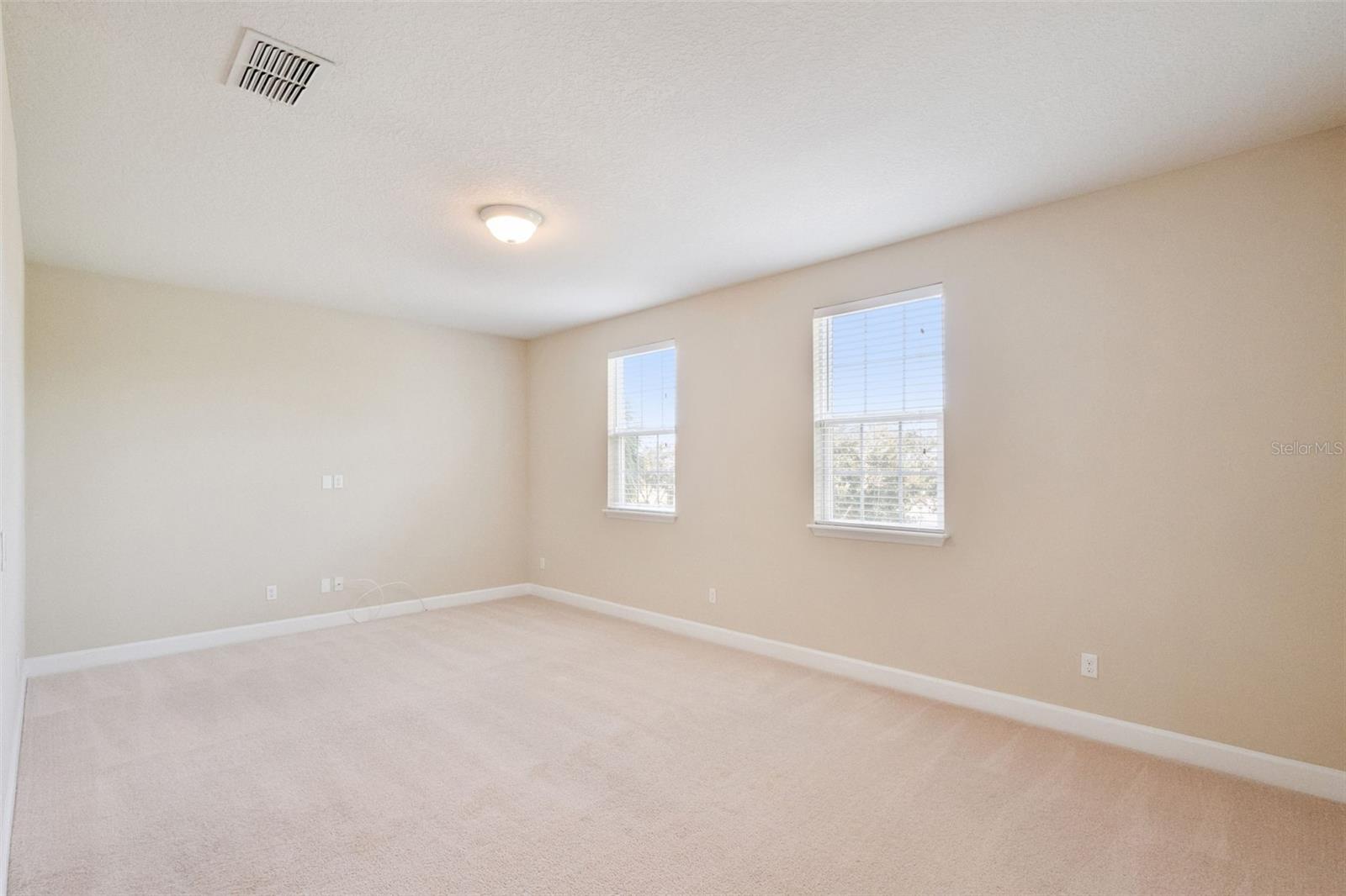Image 19 of 67 For 11807 Padua Lane