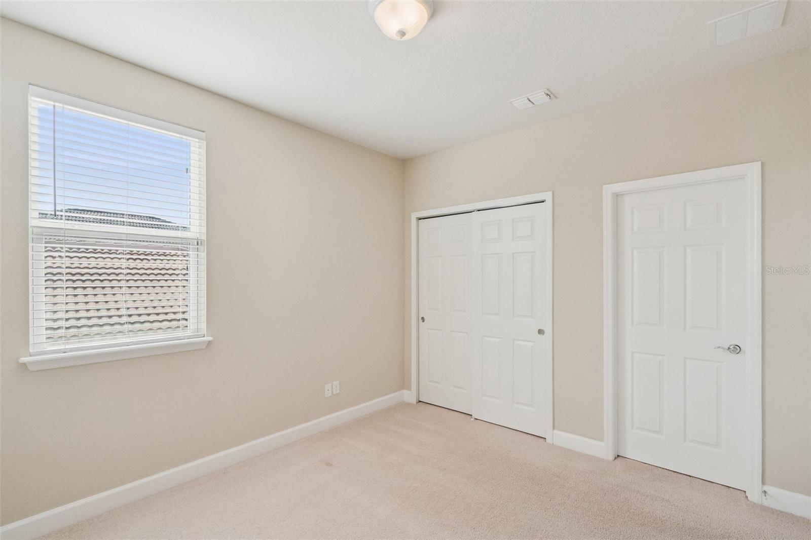 Image 21 of 67 For 11807 Padua Lane