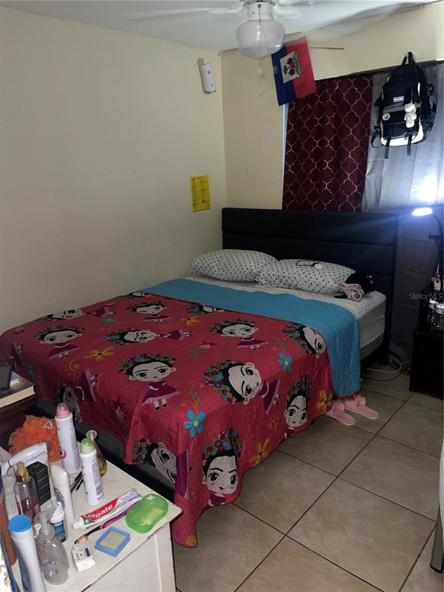 Image 19 of 20 For 2561 Parkway Street