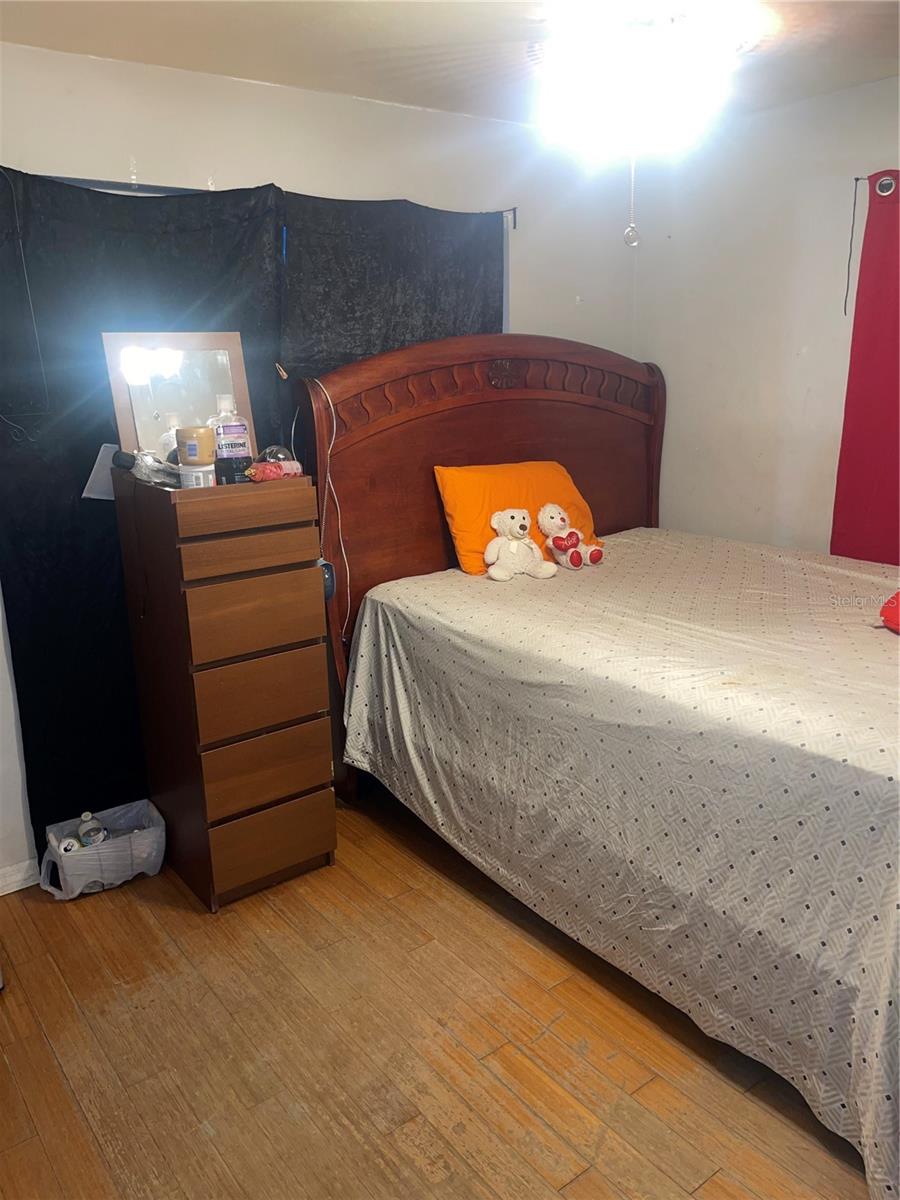 Image 20 of 20 For 2561 Parkway Street