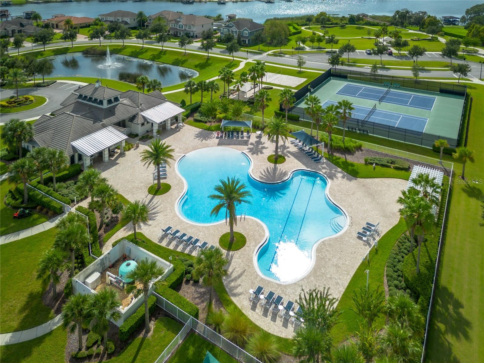 Listing photo id 58 for 16079 Black Hickory Drive