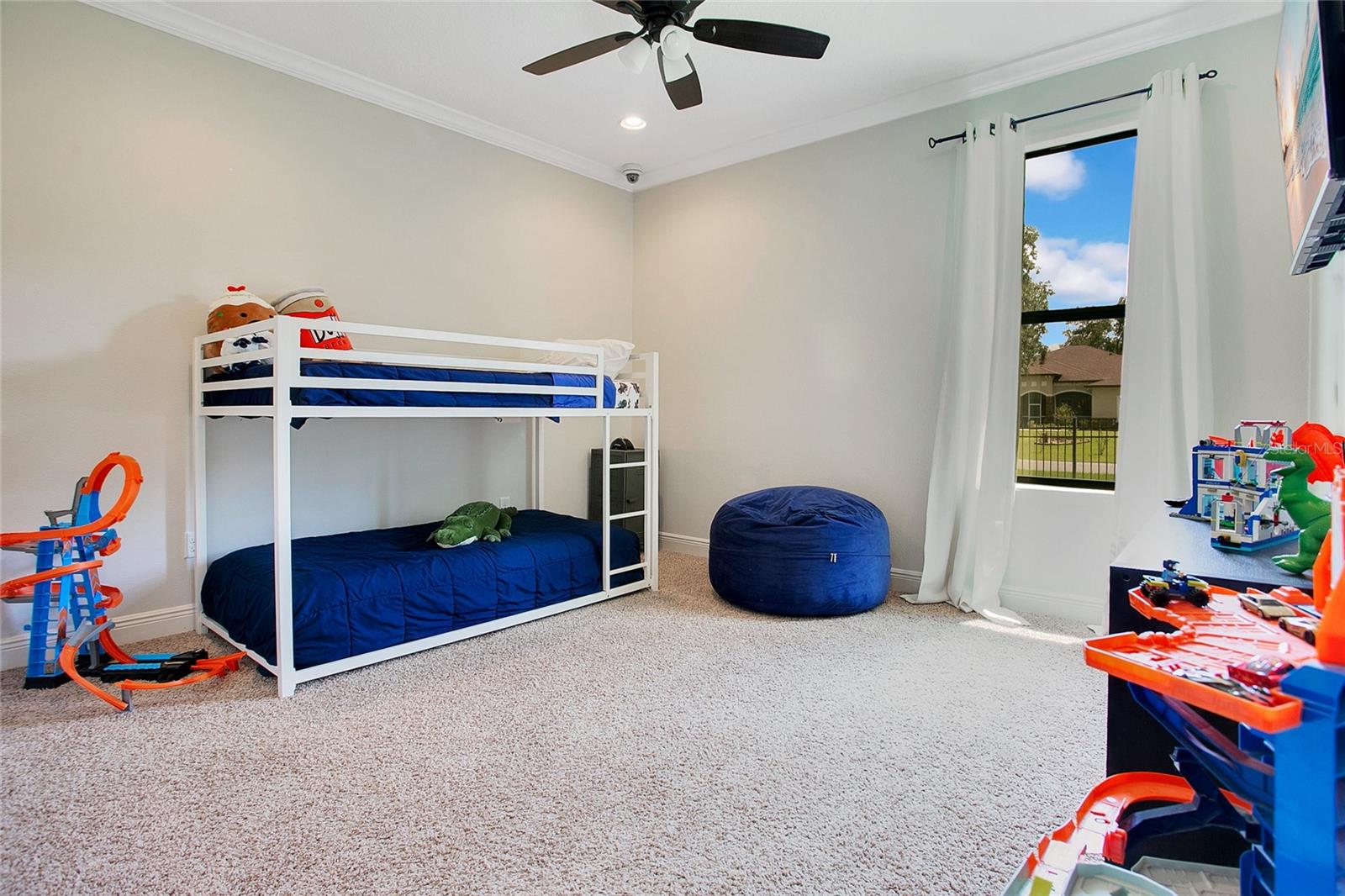 Image 26 of 46 For 6053 Dallas Boulevard