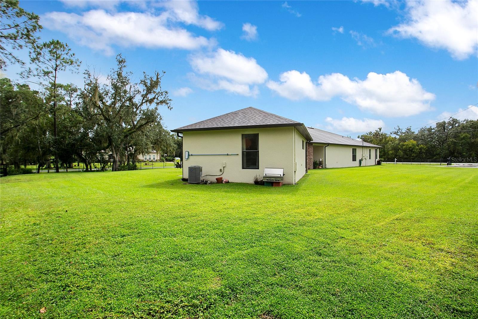 Image 37 of 46 For 6053 Dallas Boulevard