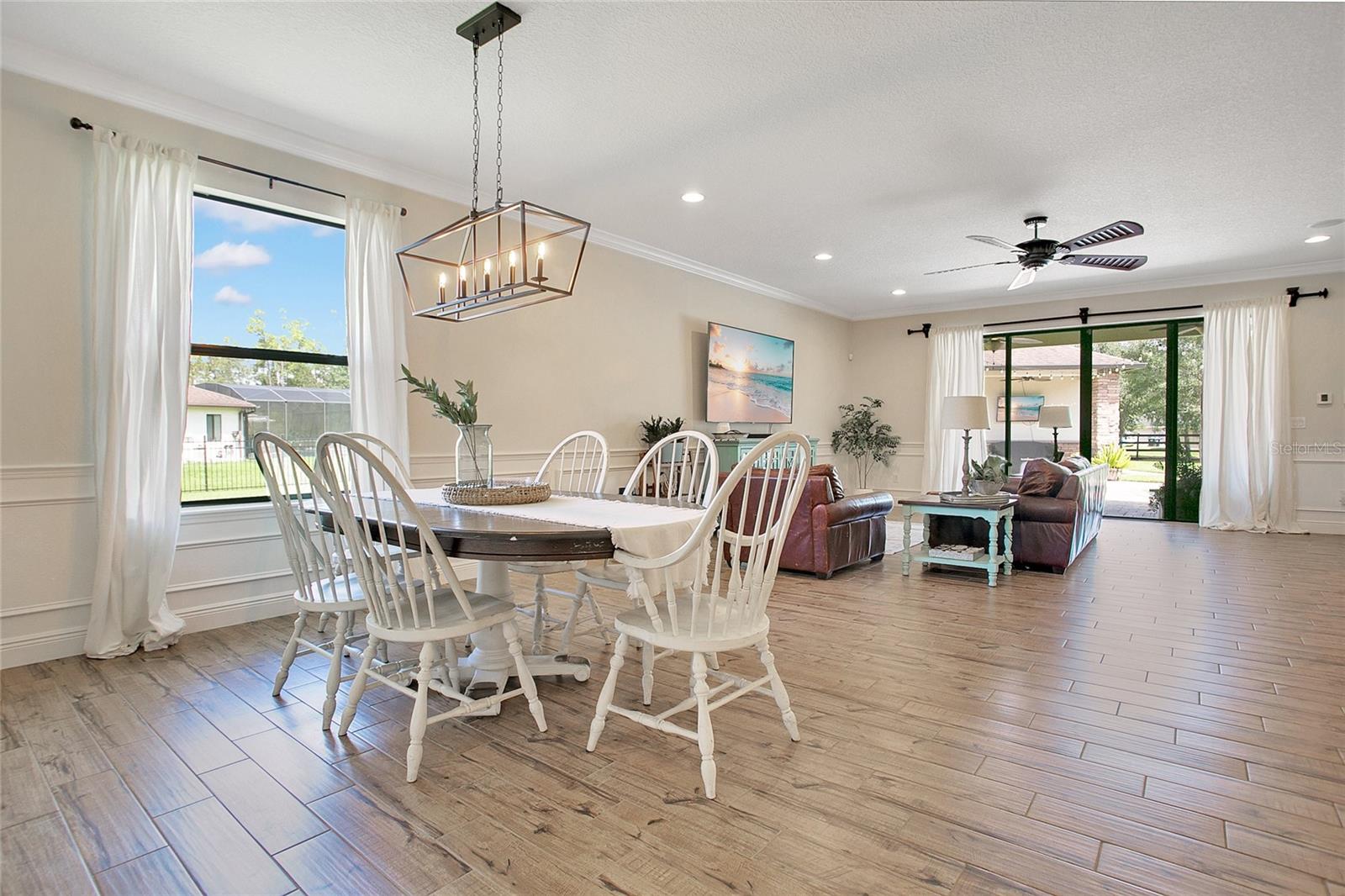 Image 9 of 46 For 6053 Dallas Boulevard