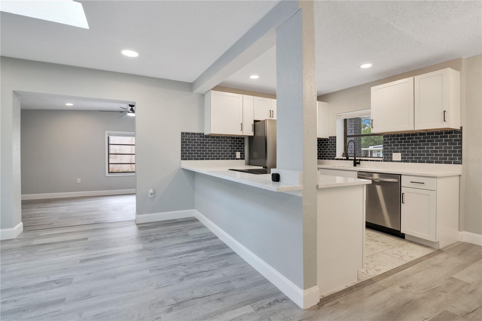 Image 7 of 34 For 5411 Spaatz Avenue