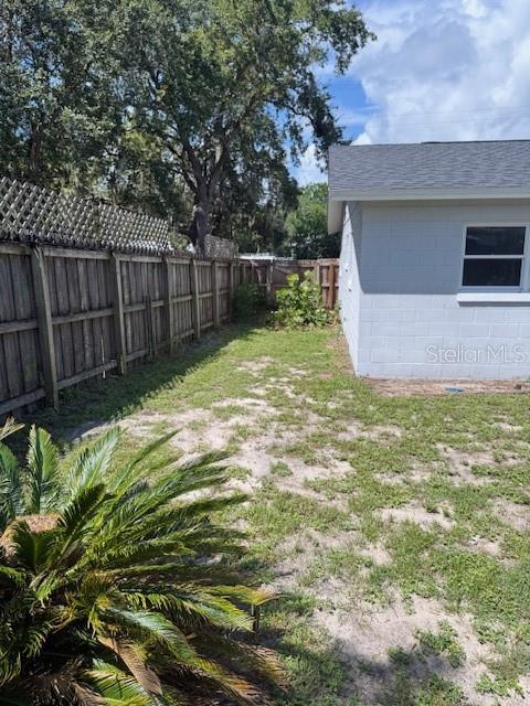 Image 17 of 17 For 507 Poinsettia Avenue