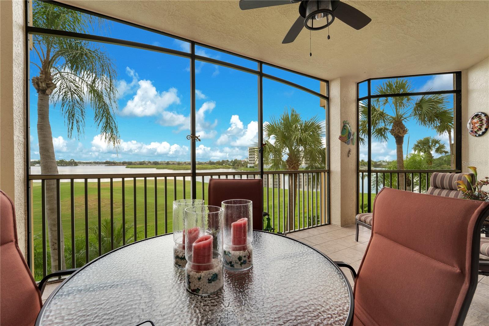 Image 26 of 45 For 6350 Watercrest Way 203