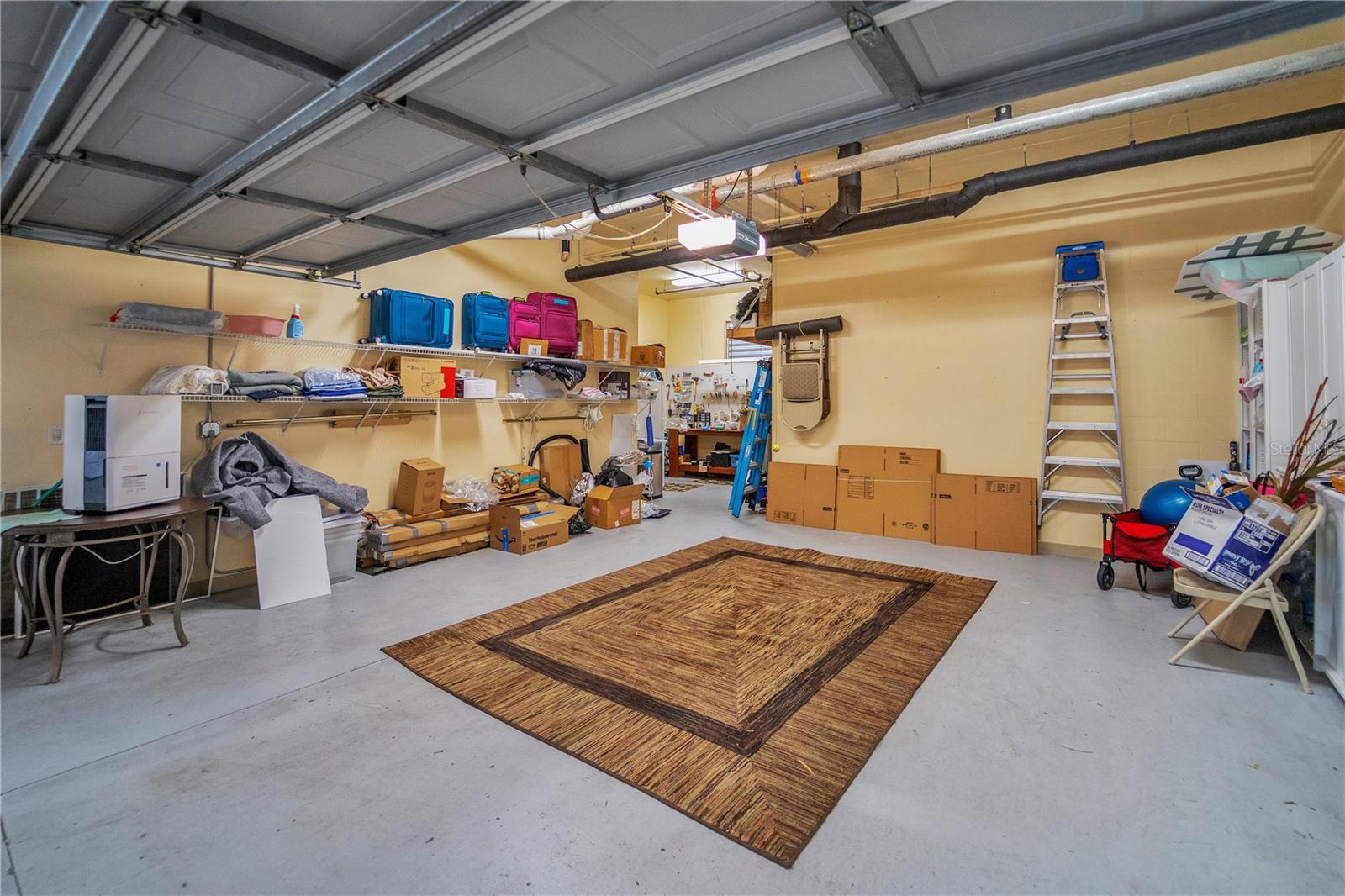 Image 30 of 45 For 6350 Watercrest Way 203
