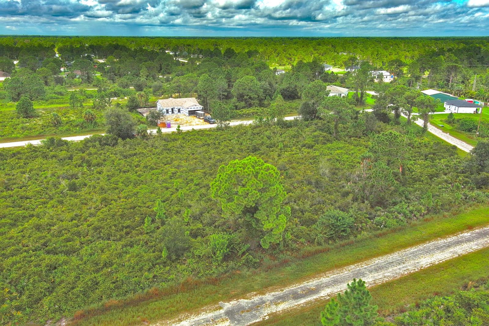 Image 8 of 14 For 642 Vasser Avenue S