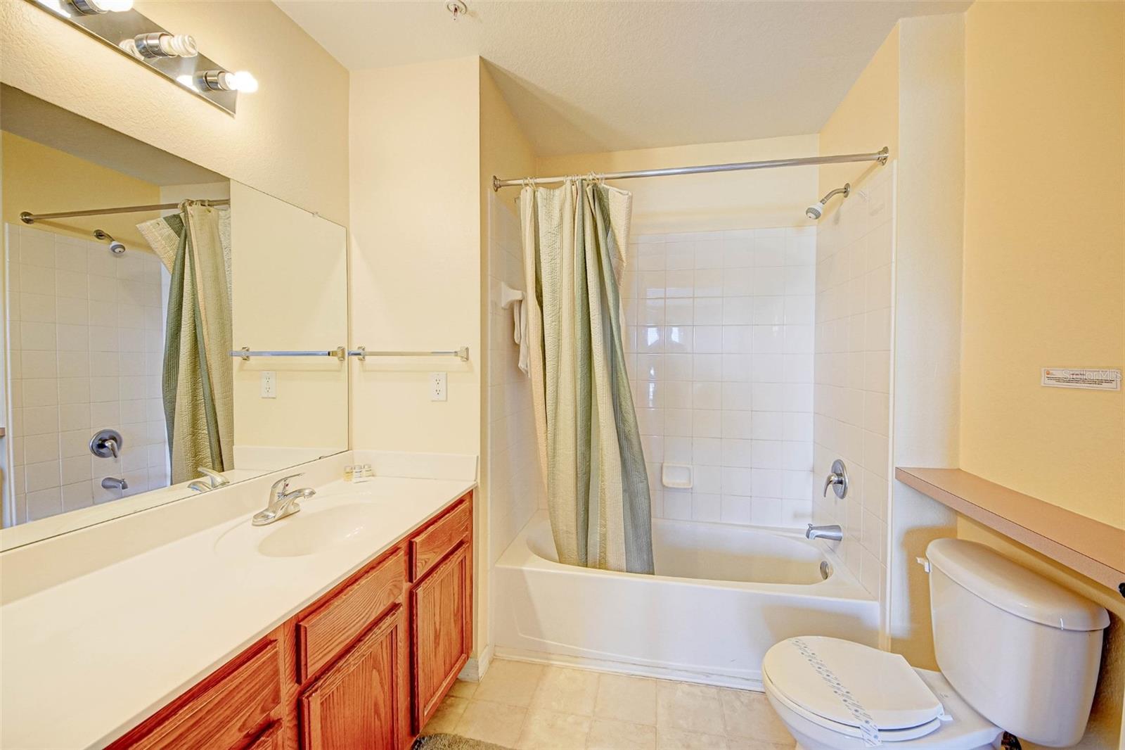 Image 15 of 26 For 2610 Lodi Circle 107